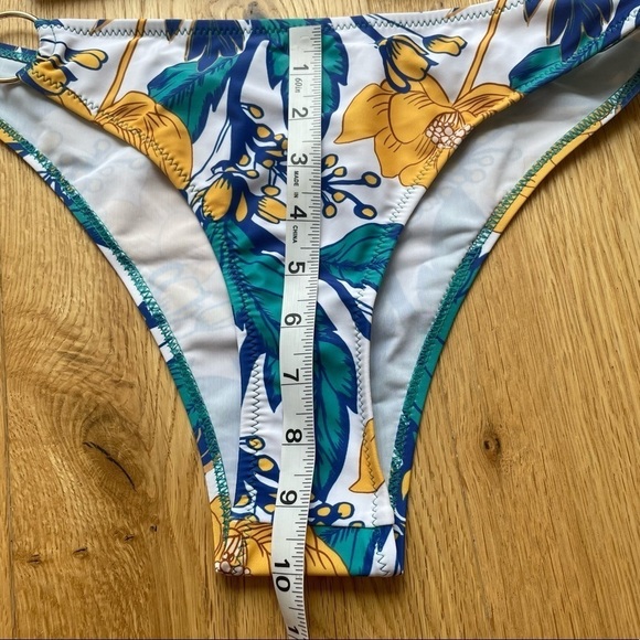 NEW ROMWE Floral  Bikini Swimsuit - M - Picture 6 of 13